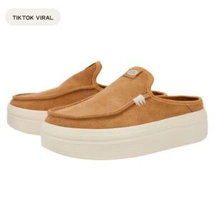Hey Dude Austin Lift Classic Slip-On Suede Shoes in Tan